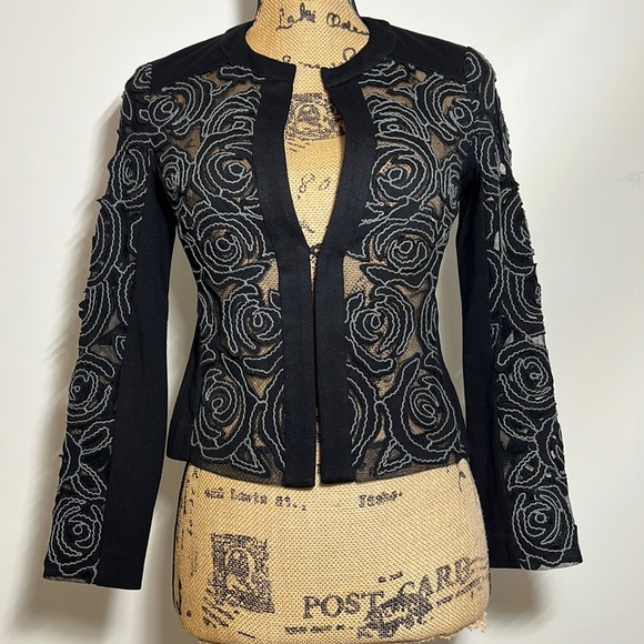 NANETTE LEPORE | Black Protagonist Floral Embroidered Ponte Jacket. Sz. 0 - Picture 2 of 11
